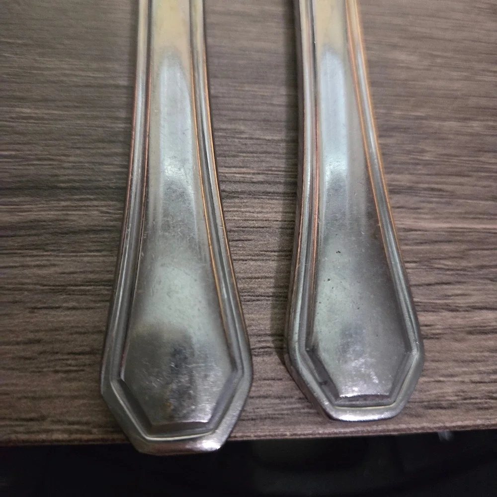 Wallace Casino 18/10 Stainless Steel Forks and Knives‎ Set of 2 each